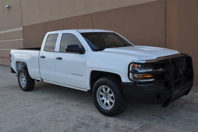 chevrolet silverado 1500 ld 2019 2GCVKNEC2K1163224 image chevrolet silverado 1500 ld 2019 2GCVKNEC2K1163224 image